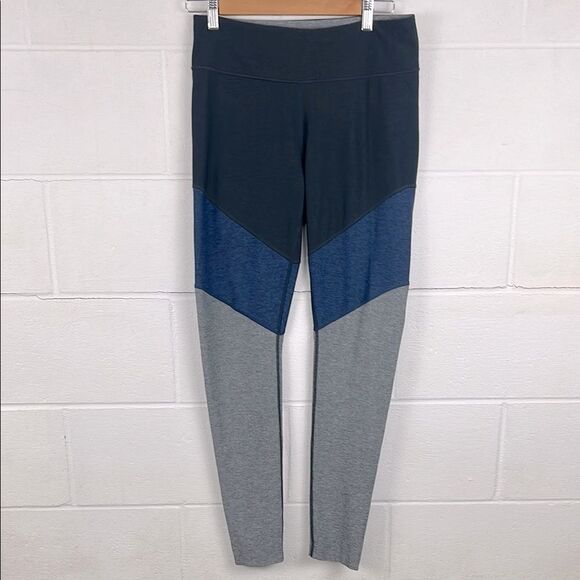 Outdoor Voices 7/8 colorblock springs legging - Picture 1 of 6